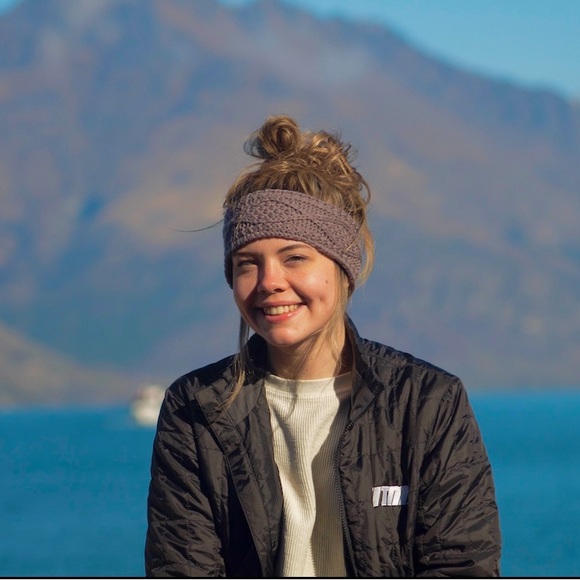 Meet your Posher, Savannah - Picture 1 of 1